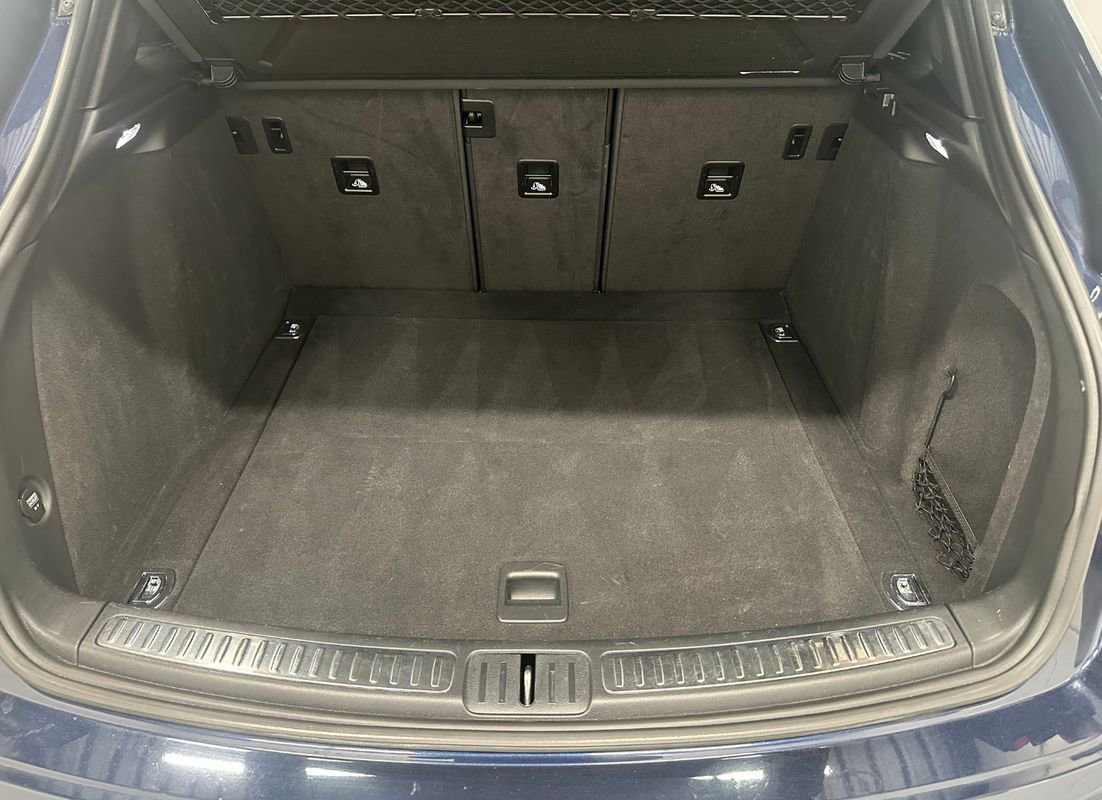 Used 2018 Porsche Macan image 15