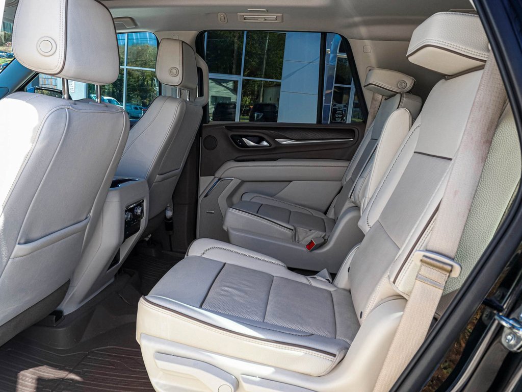 Used 2022 GMC Yukon Denali image 28
