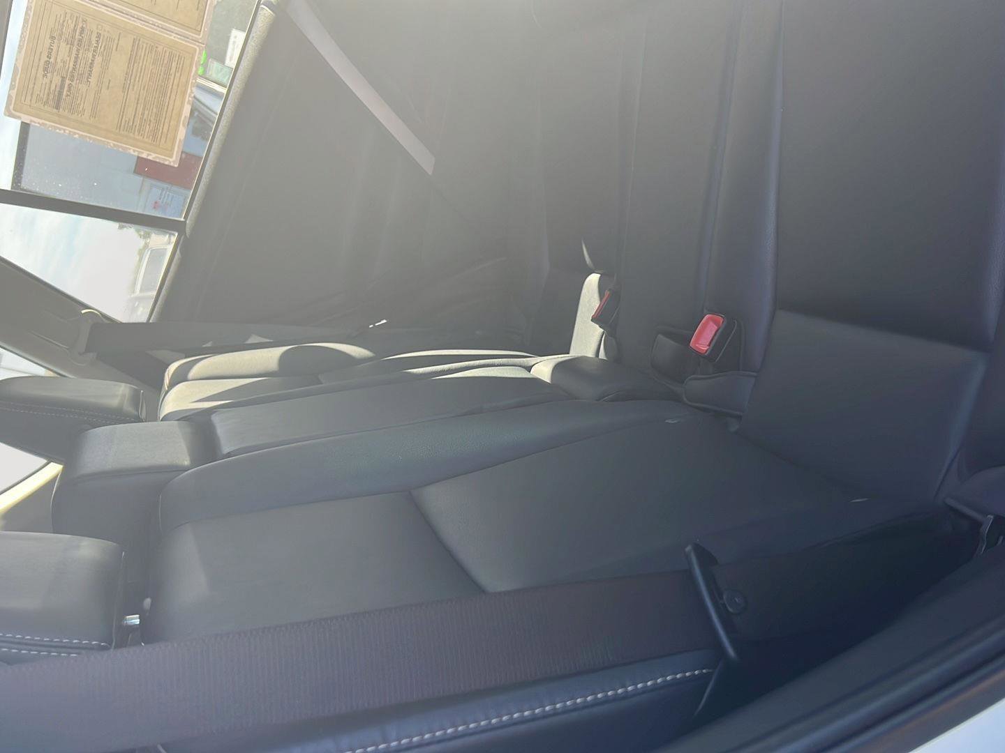 Used 2014 Toyota RAV4 Limited image 18