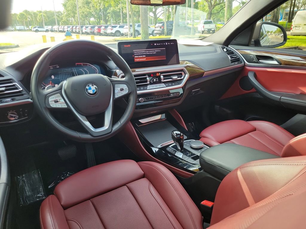 Used 2023 BMW X4 xDrive30i w/ Parking Assistance Package AWD/4WD image 11