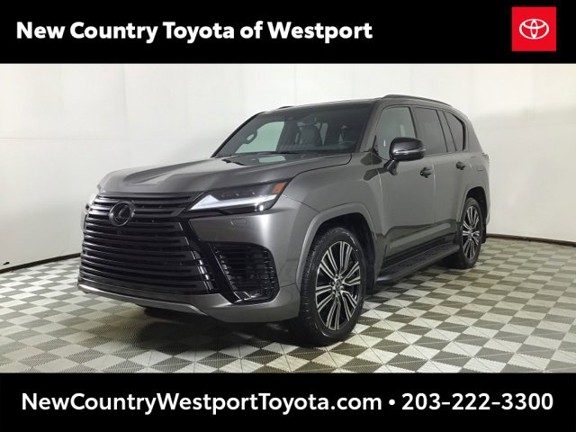 Used 2024 Lexus LX 600 4WD w/ Luxury Package image 2