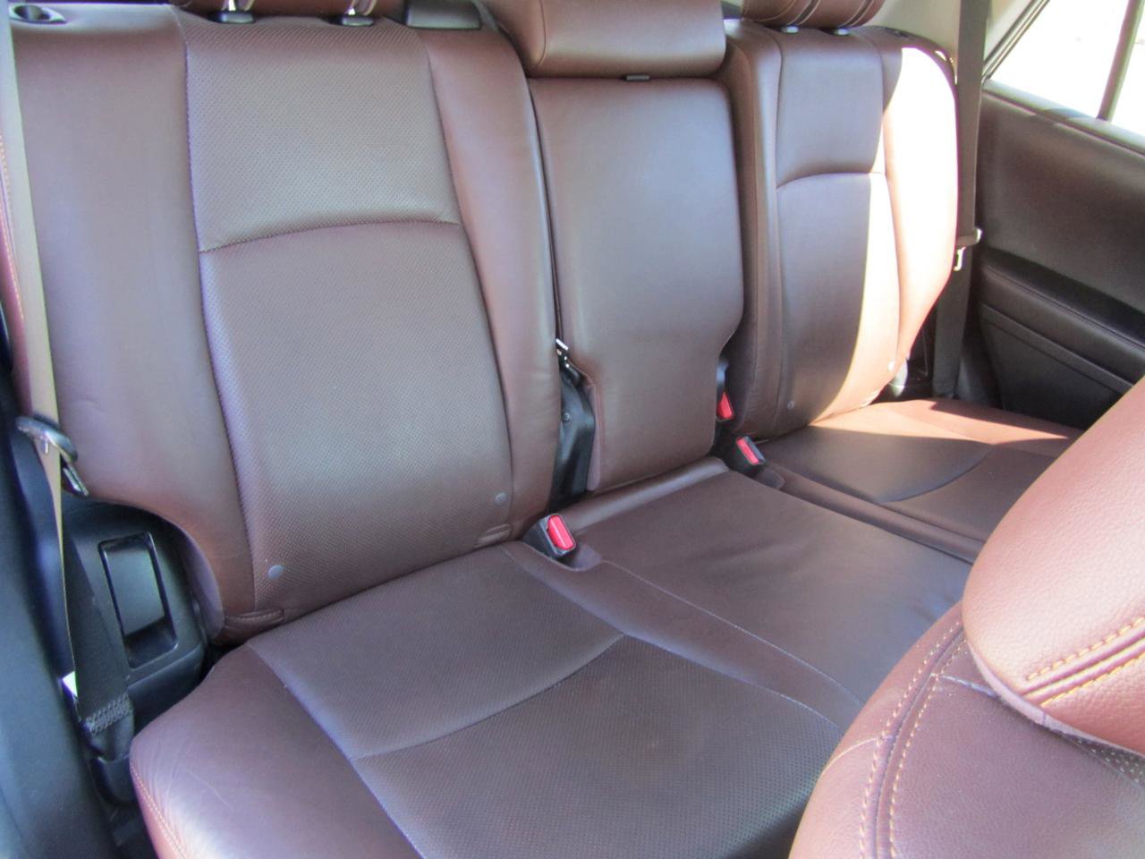 Used 2016 Toyota 4Runner Limited AWD/4WD image 24