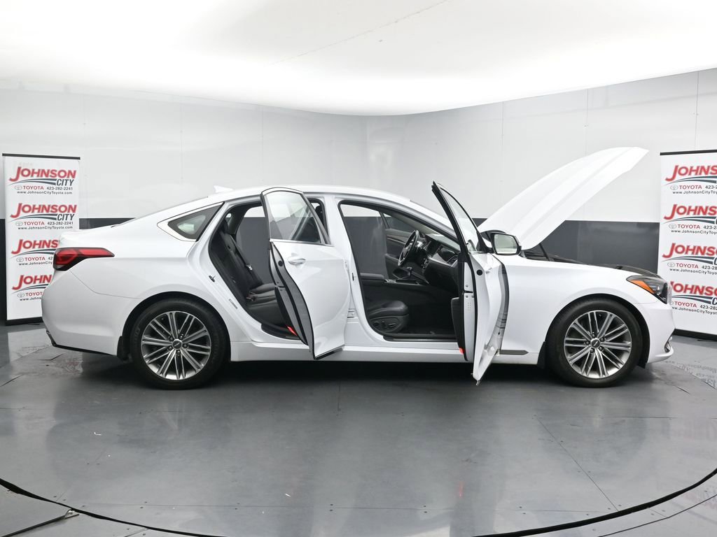 Used 2018 Genesis G80 3.8 RWD image 41