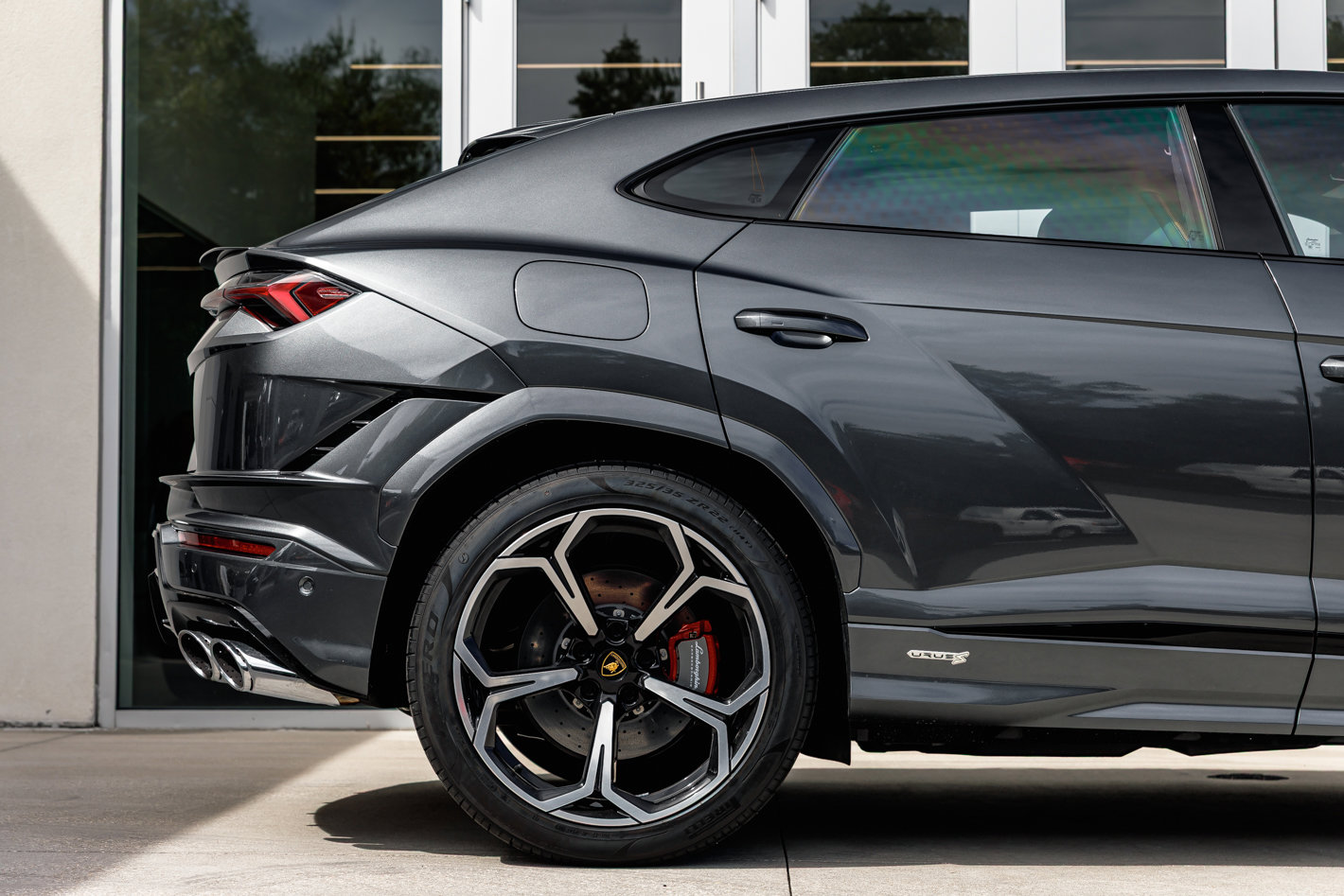 Used 2024 Lamborghini Urus S image 5