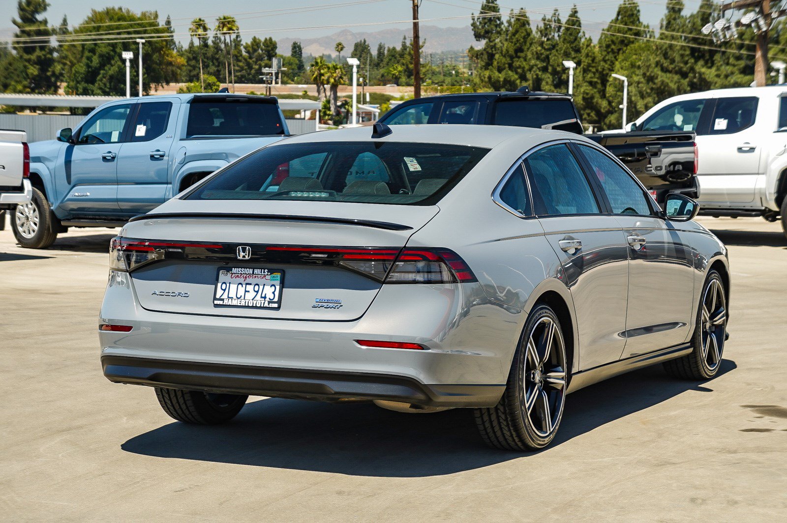 Used 2024 Honda Accord Sport image 7