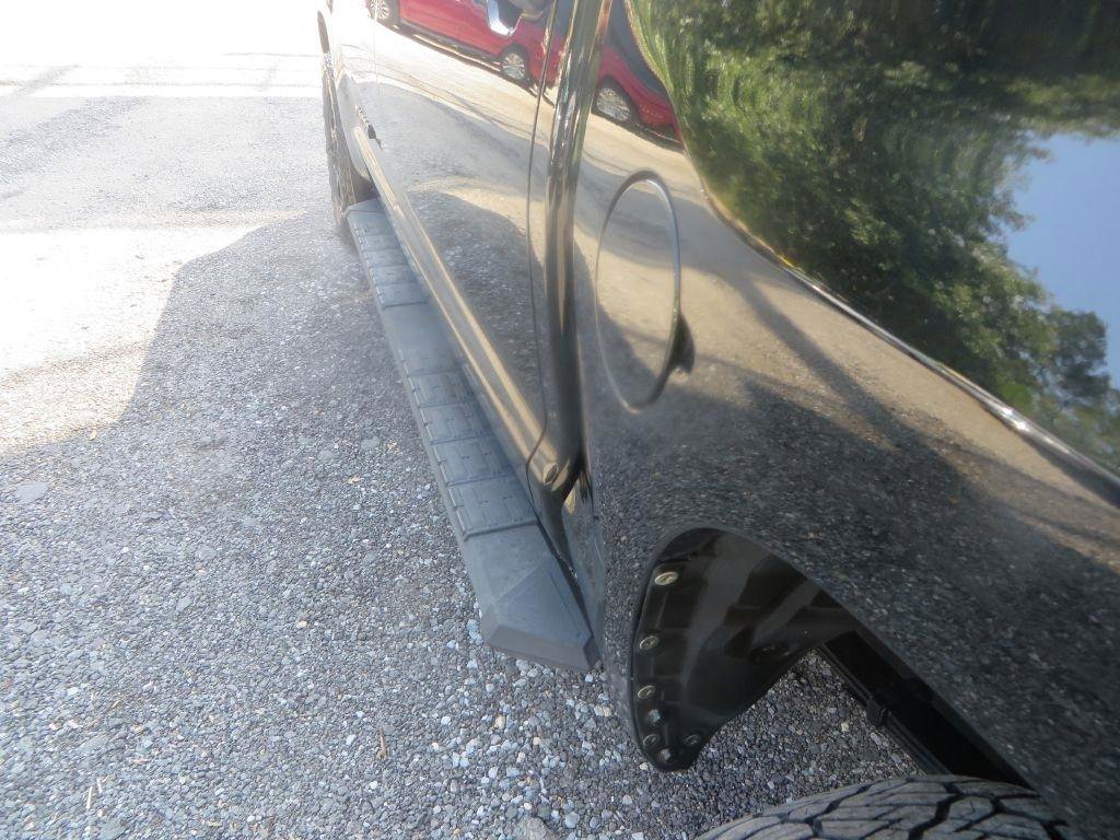 Used 2019 Toyota Tundra SR5 w/ SR5 Upgrade Package RWD image 11