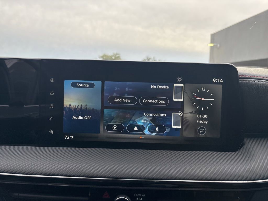 Used 2025 Nissan Kicks SR image 19