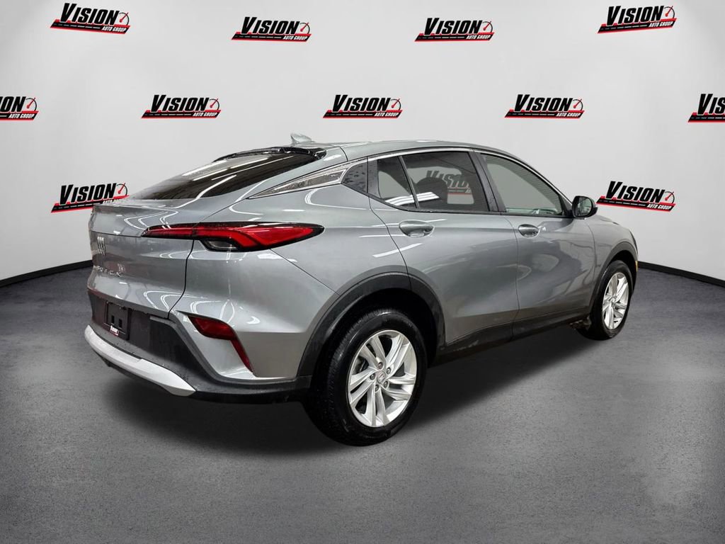 Used 2024 Buick Envista Preferred image 5
