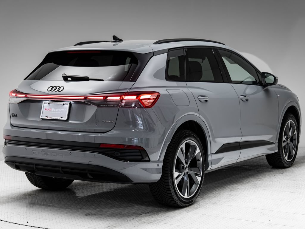 Used 2023 Audi Q4 e-tron Premium Plus w/ Premium Plus AWD/4WD image 31