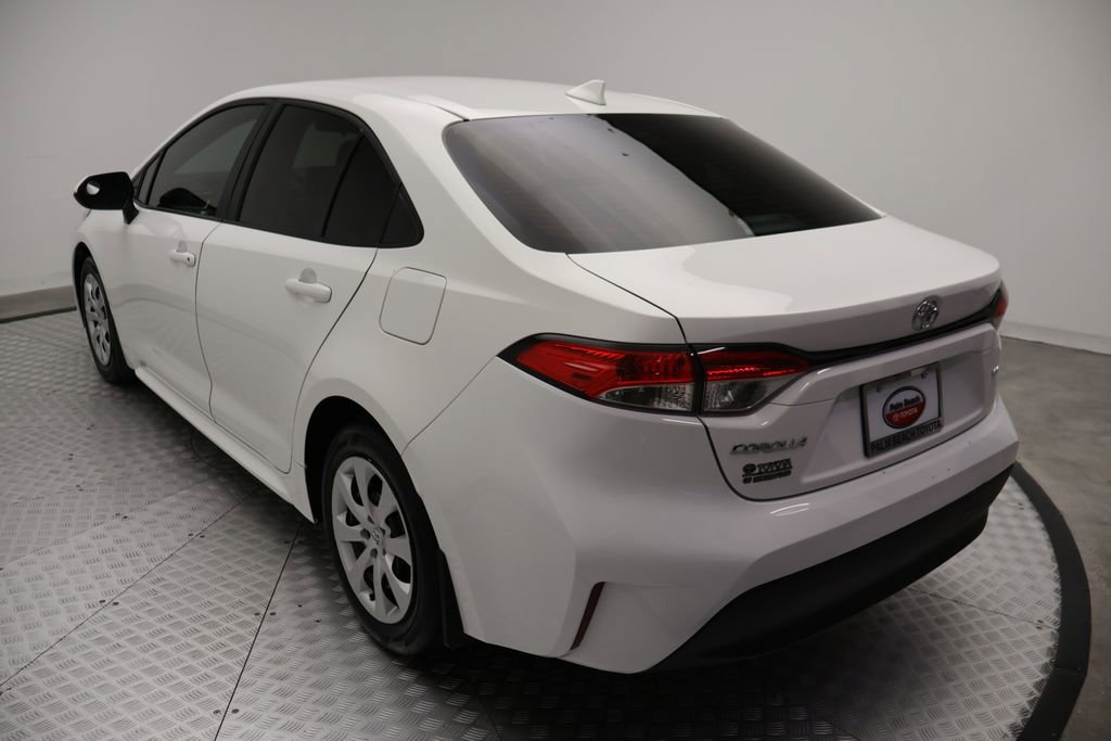 Certified 2024 Toyota Corolla LE FWD image 11