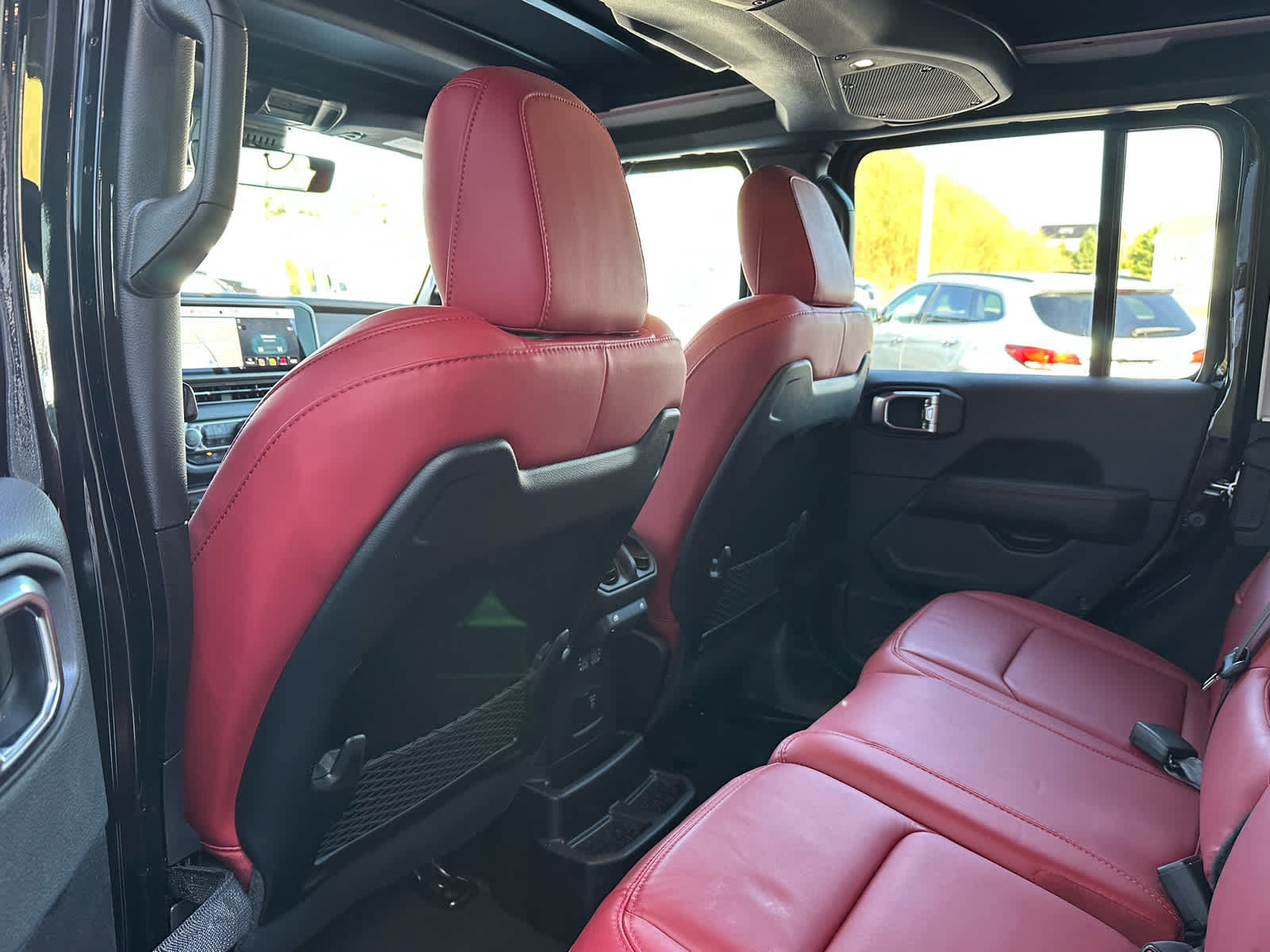 Used 2024 Jeep Wrangler Unlimited Rubicon 392 AWD/4WD image 9