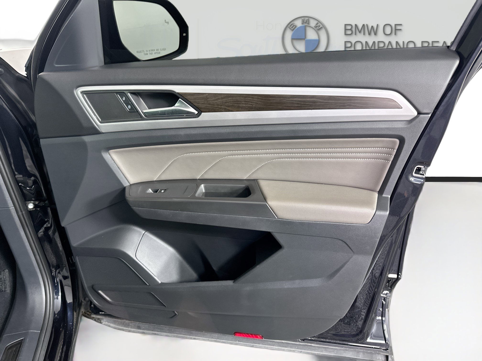 Used 2023 Volkswagen Atlas SE w/ Panoramic Sunroof Package image 33