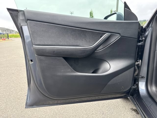 Used 2021 Tesla Model Y Performance AWD/4WD image 18