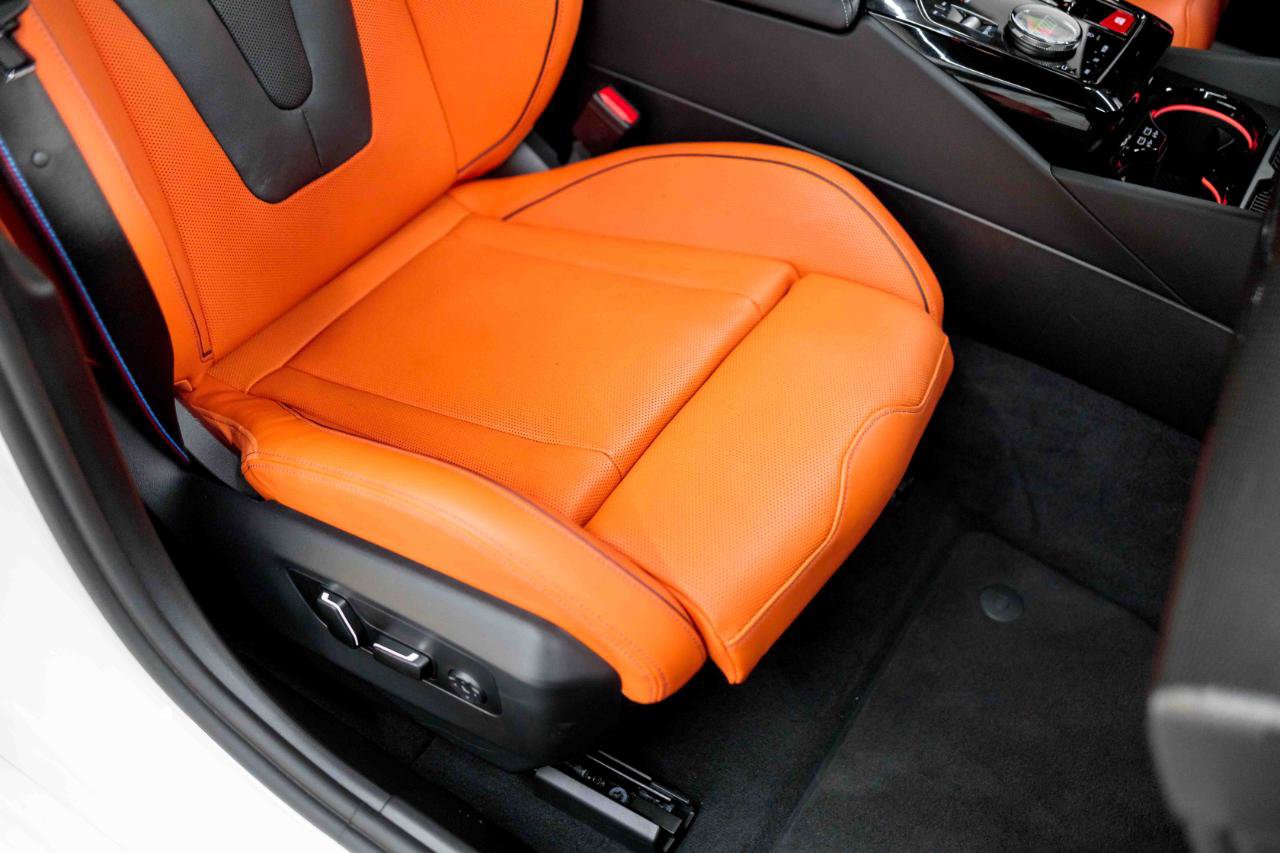 Used 2025 BMW M5 w/ Carbon Package AWD/4WD image 70