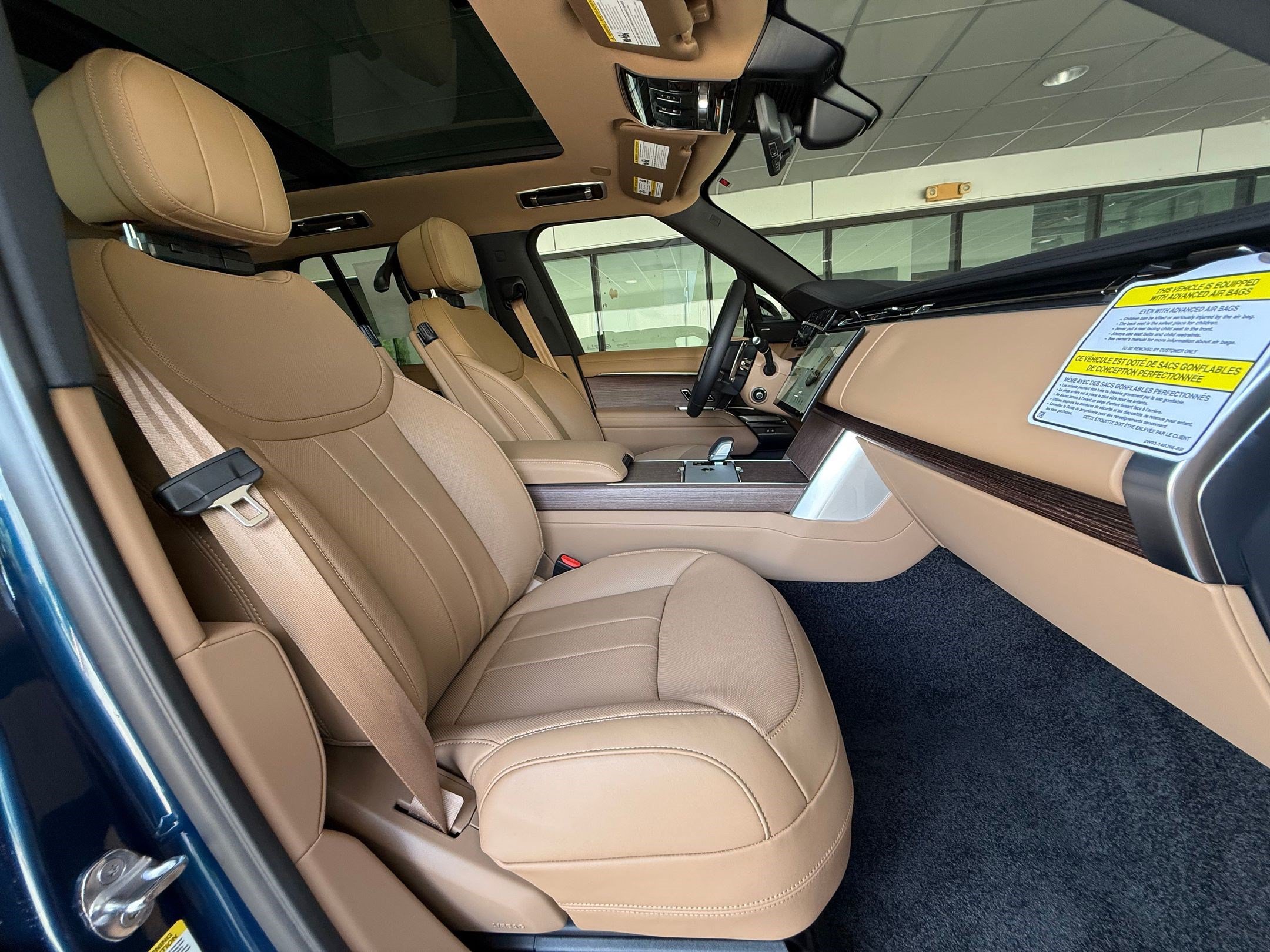 New 2026 Land Rover Range Rover SE AWD/4WD image 30
