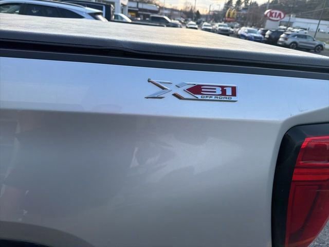 Used 2021 GMC Sierra 1500 SLT w/ SLT Premium Plus Package image 6