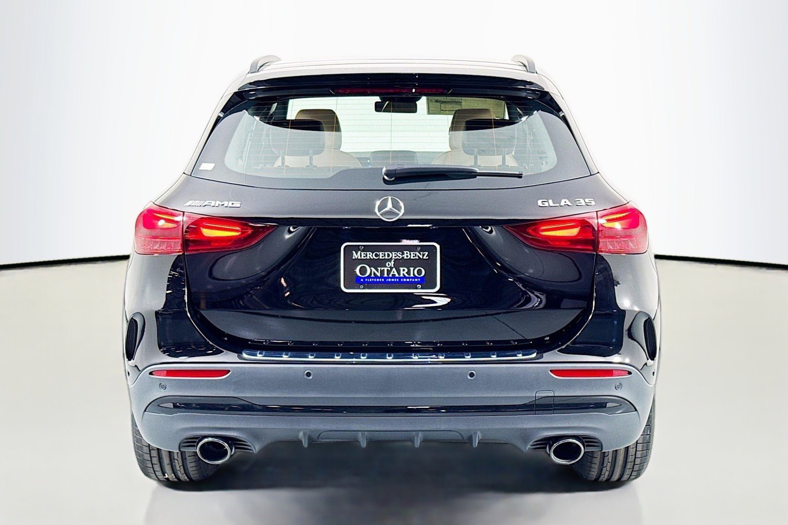 New 2025 Mercedes-Benz GLA 35 AMG 4MATIC image 3