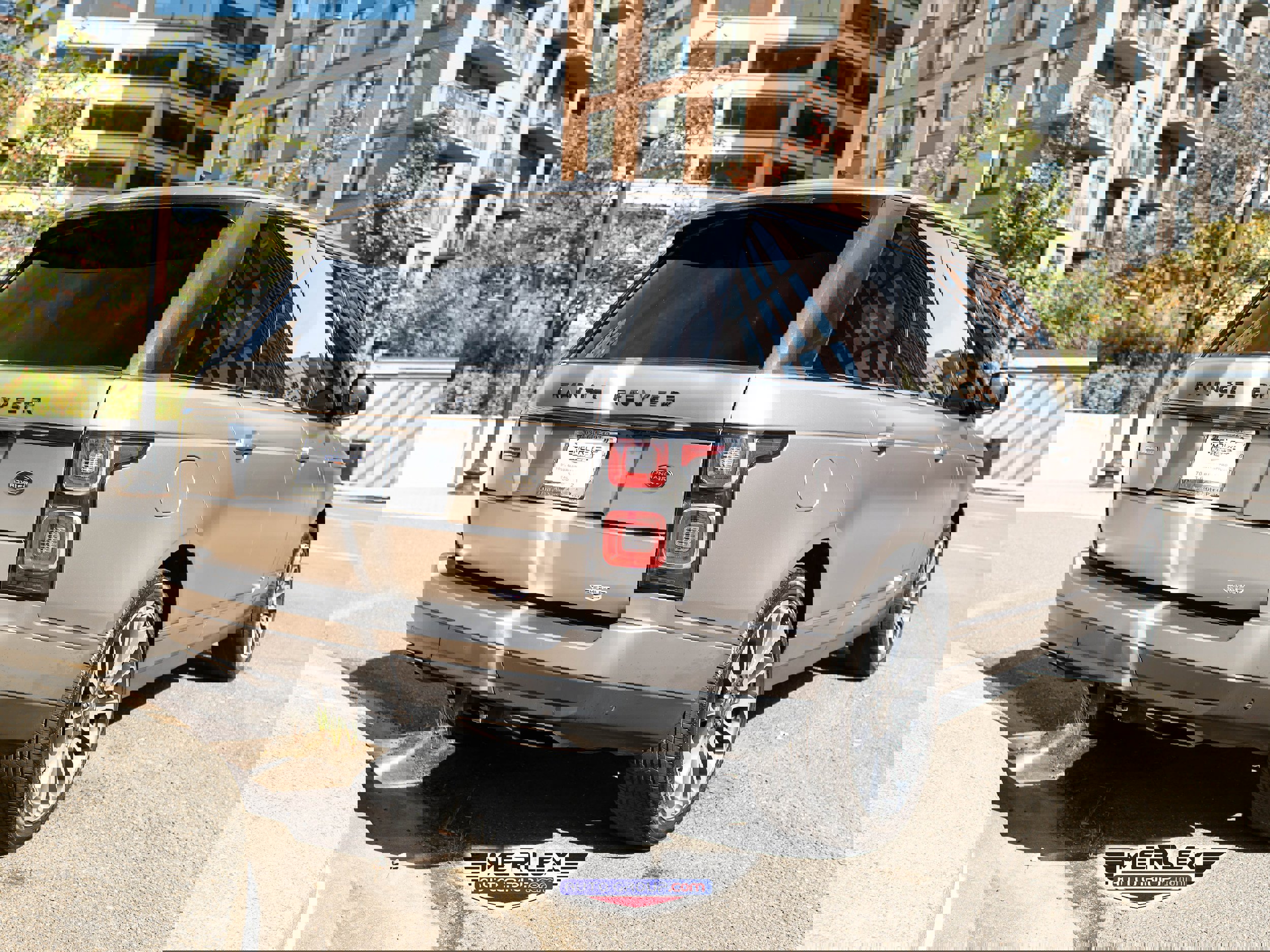 Used 2018 Land Rover Range Rover Long Wheelbase Supercharged image 7