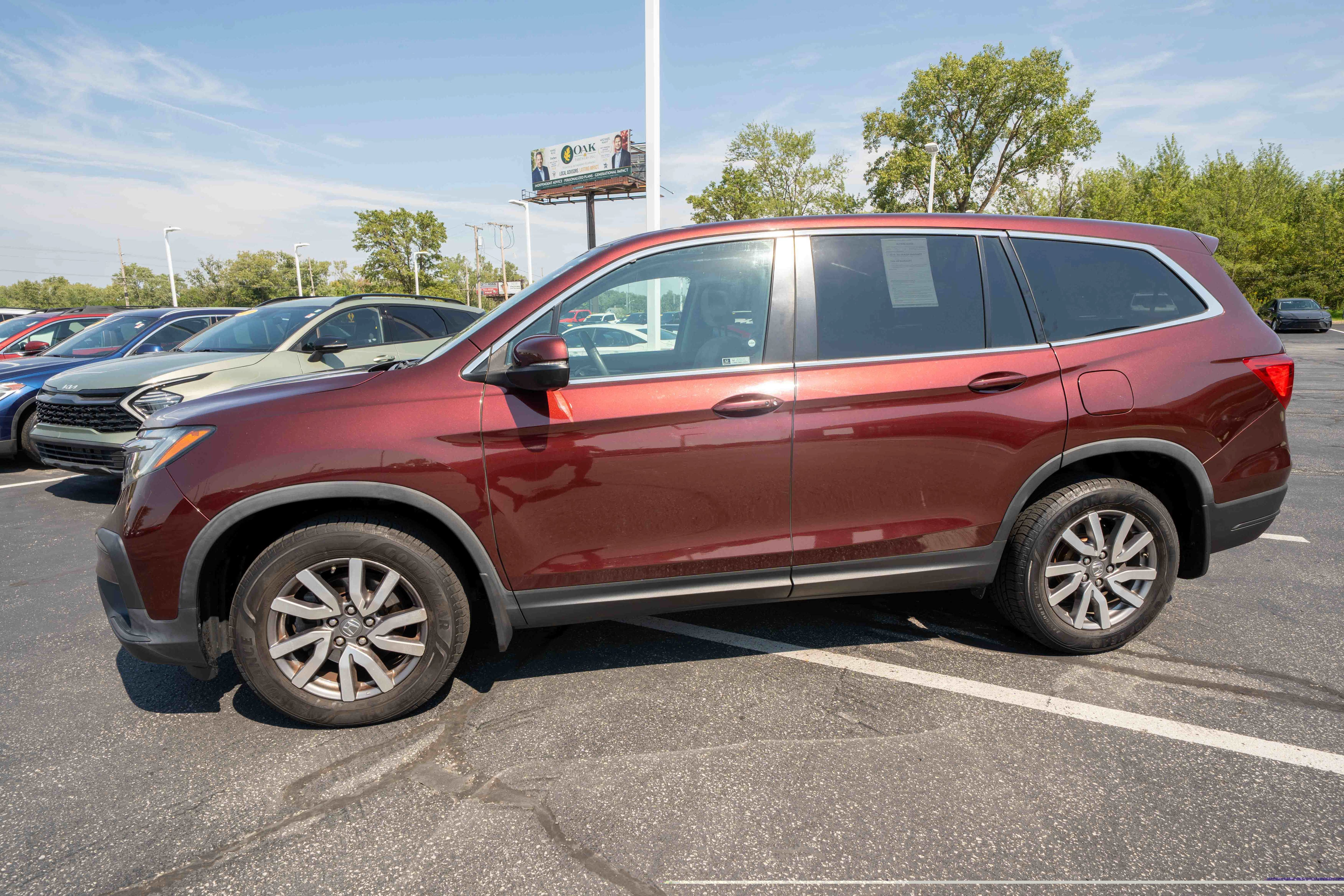 Used 2021 Honda Pilot EX image 3