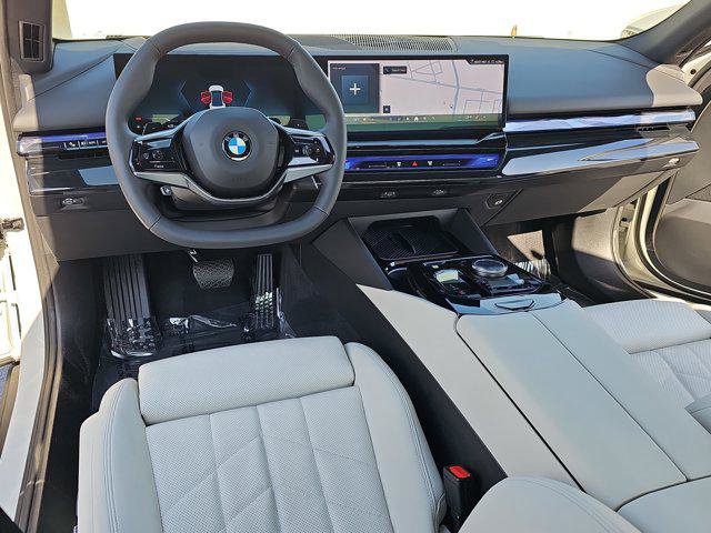 Used 2024 BMW 540i xDrive w/ Premium Package image 16