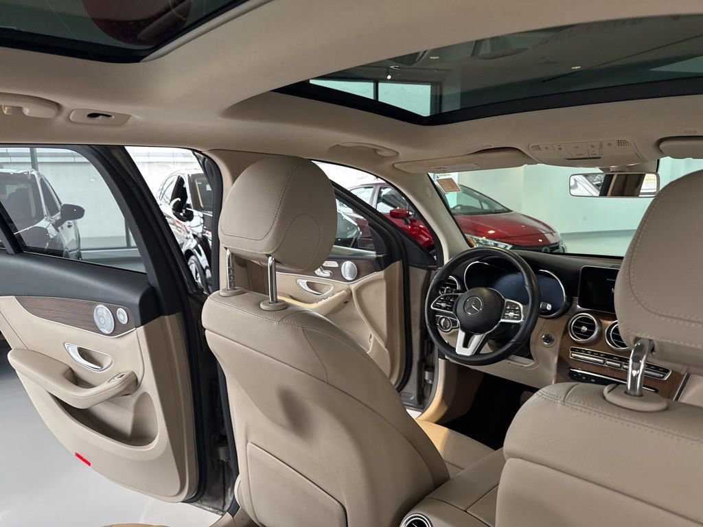 Used 2020 Mercedes-Benz GLC 300 4MATIC image 25