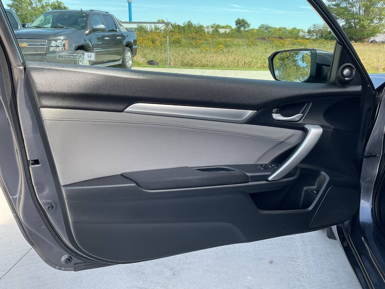 Used 2017 Honda Civic EX-T image 28