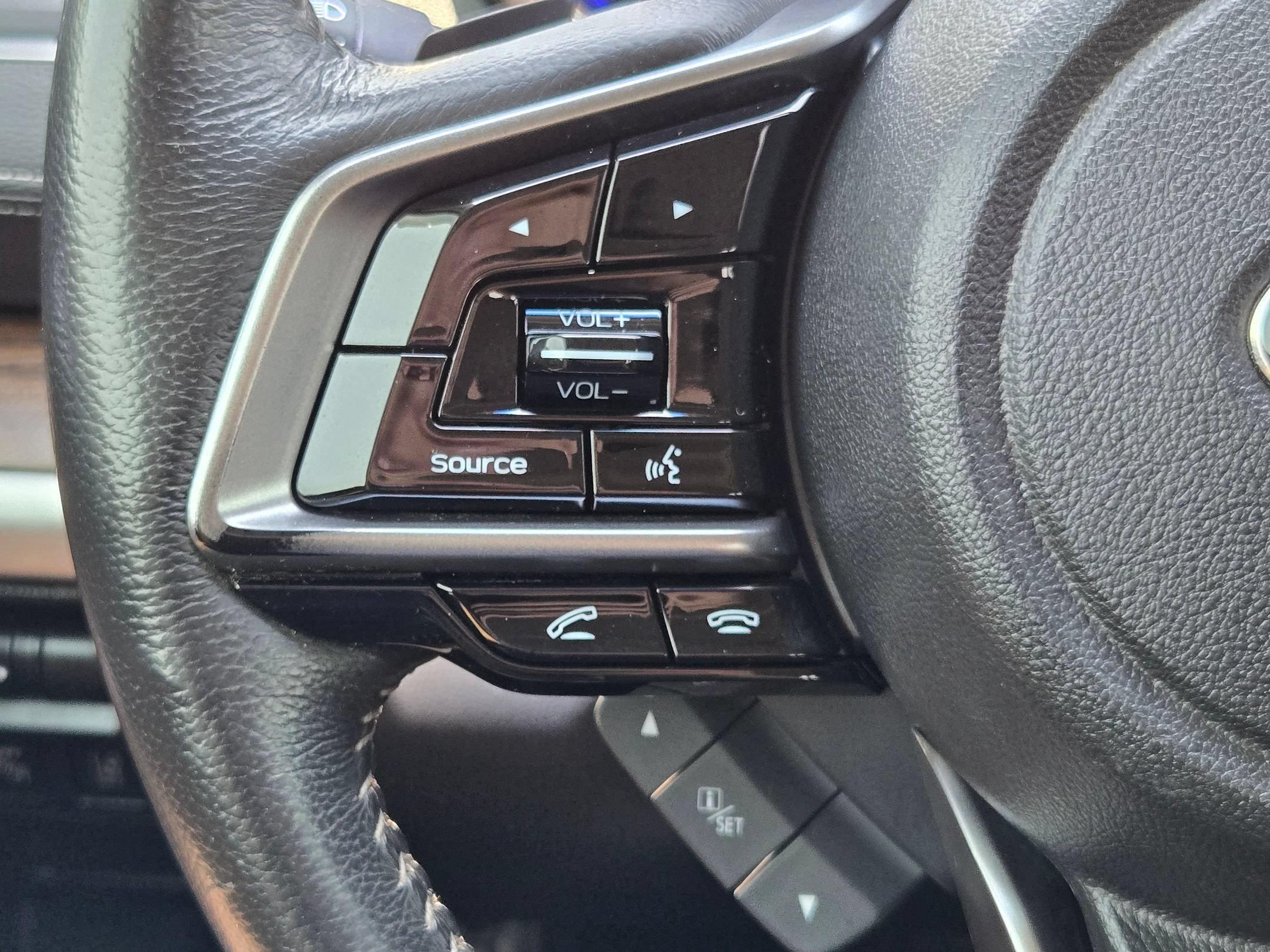 Used 2019 Subaru Outback 2.5i Touring AWD/4WD image 28