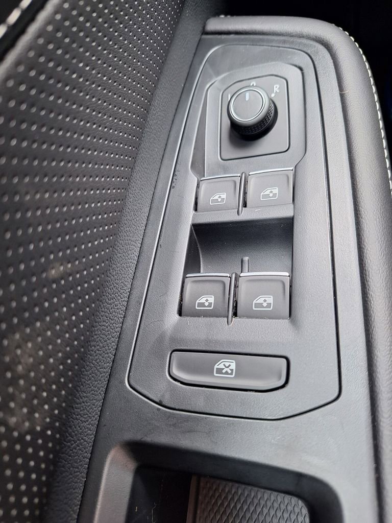 New 2026 Volkswagen Atlas SE image 20