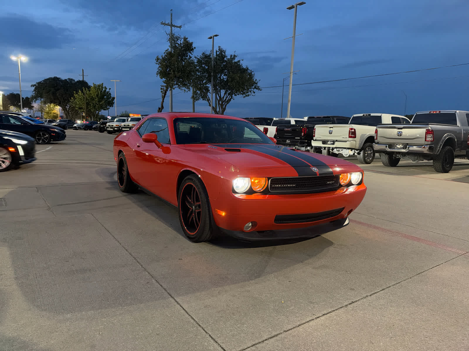 Used 2009 Dodge Challenger SRT8 w/ SRT Option Group II RWD image 4