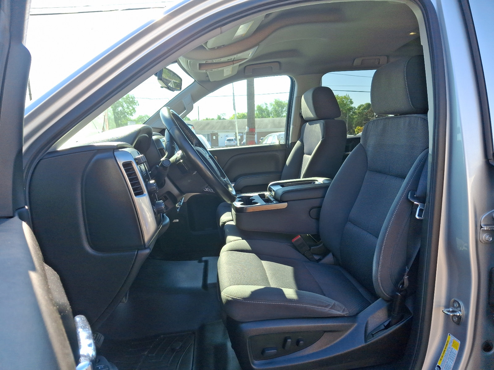 Used 2018 Chevrolet Silverado 1500 LT w/ All Star Edition image 13