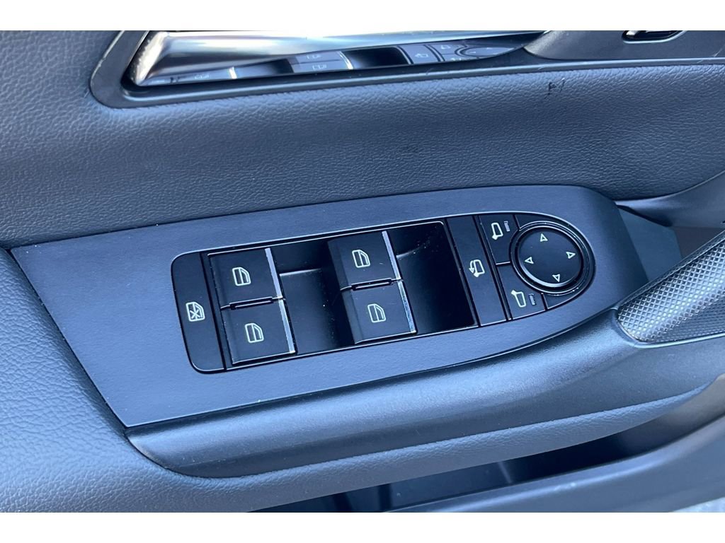 Certified 2025 MAZDA CX-50 2.5 Hybrid w/ Premium Plus Pkg image 13