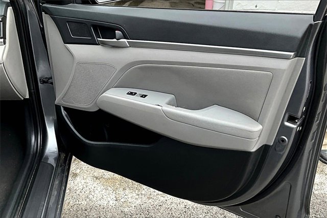 Used 2019 Hyundai Elantra SEL image 19