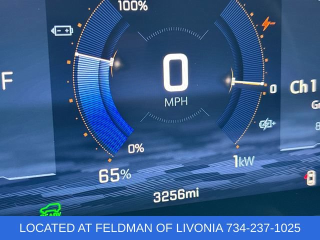 Used 2026 Chevrolet Equinox EV LT FWD image 12