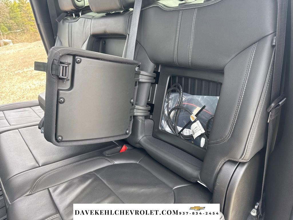 Used 2022 Chevrolet Silverado 3500 High Country w/ Safety Package II image 25