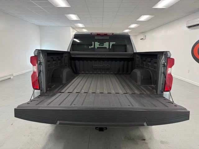 Used 2024 Chevrolet Silverado 1500 High Country w/ Technology Package image 8
