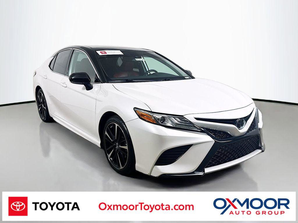 Certified 2019 Toyota Camry XSE FWD image 1