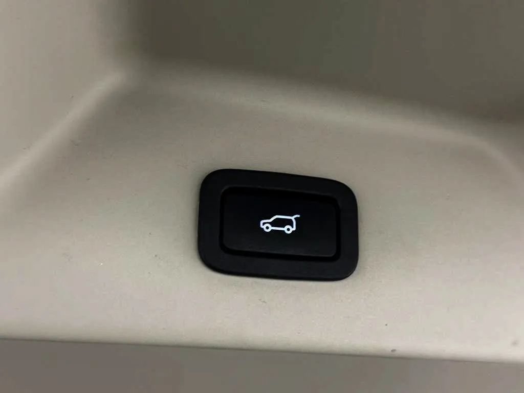Used 2019 Land Rover Range Rover Supercharged AWD/4WD image 52