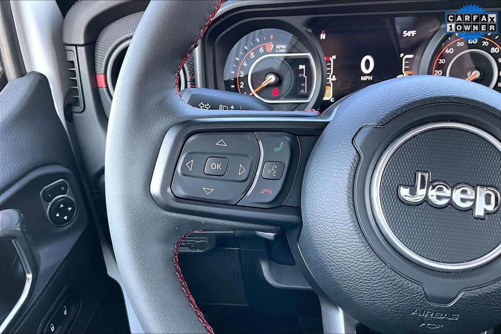 Used 2024 Jeep Gladiator Rubicon w/ Convenience Group image 15