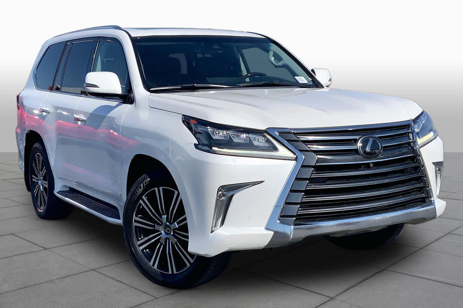 Used 2019 Lexus LX 570 4WD w/ Luxury Package image 3