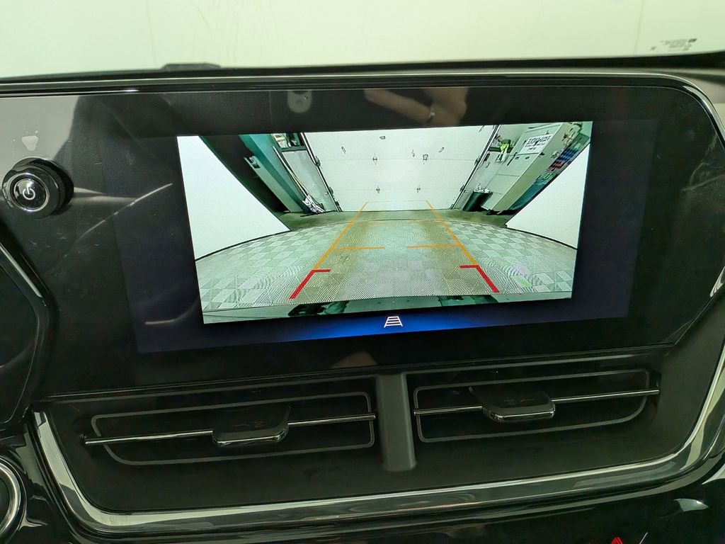 New 2026 Chevrolet Trax RS w/ Sunroof Package image 24