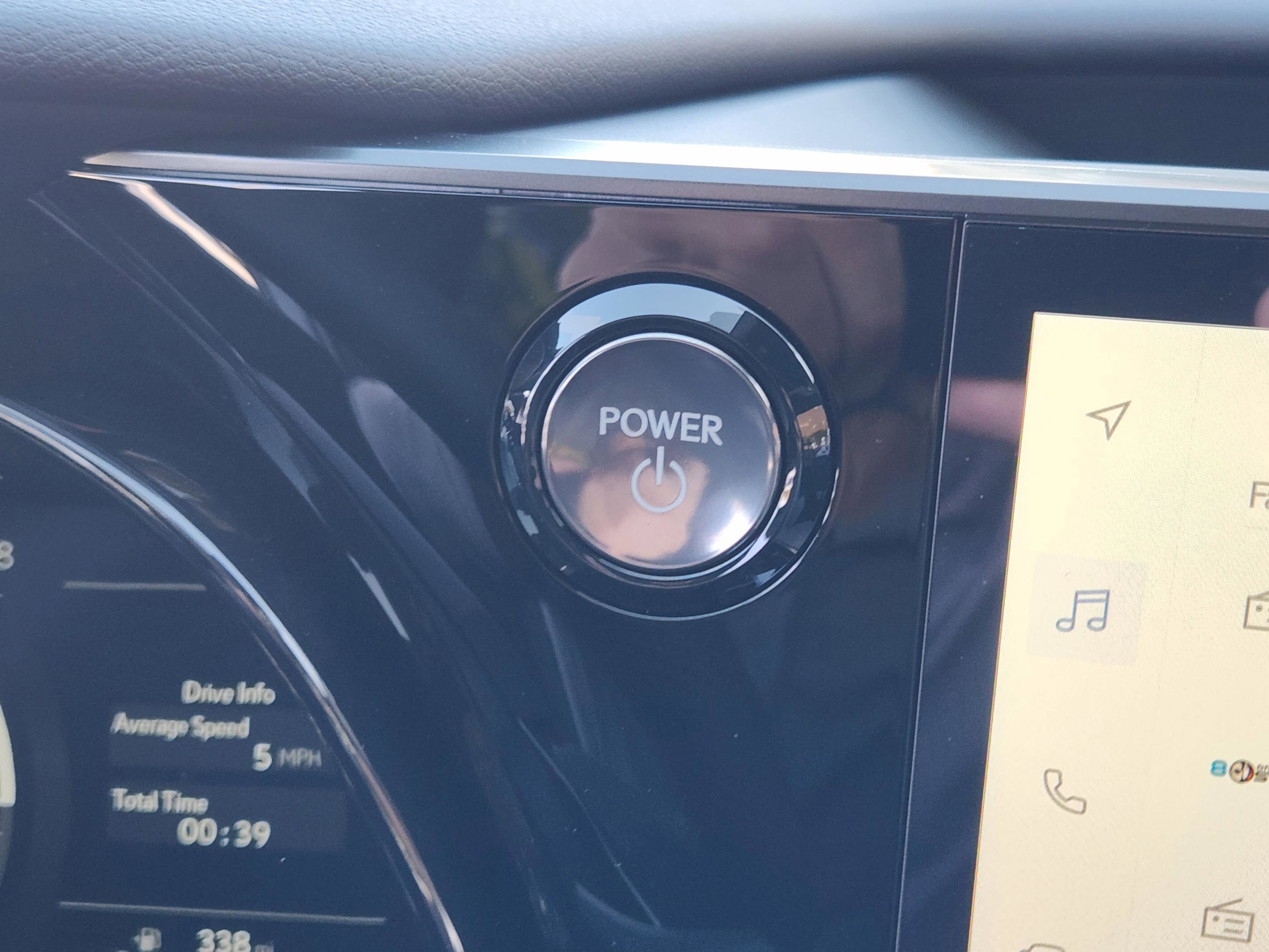 New 2026 Lexus TX 500h AWD image 15