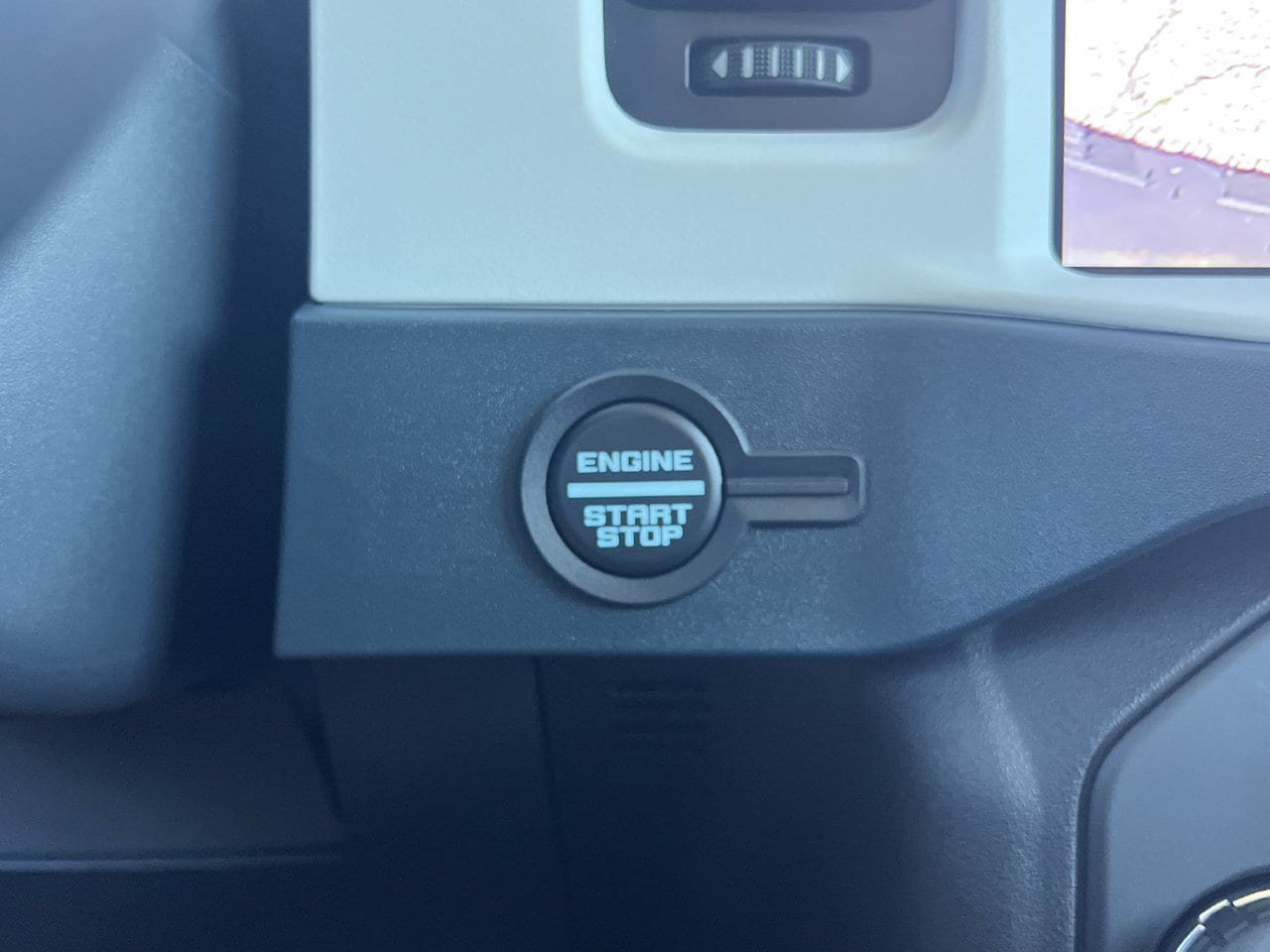 New 2026 Ford Bronco Heritage Edition AWD/4WD image 6