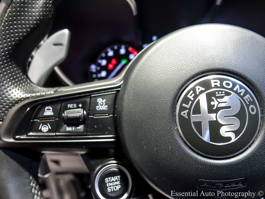 Used 2023 Alfa Romeo Giulia Veloce image 18