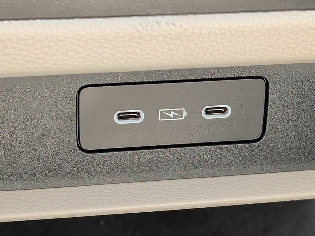 Used 2025 Honda Odyssey EX-L image 32