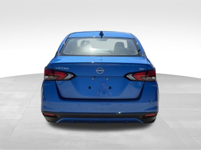 Used 2024 Nissan Versa SV FWD image 4