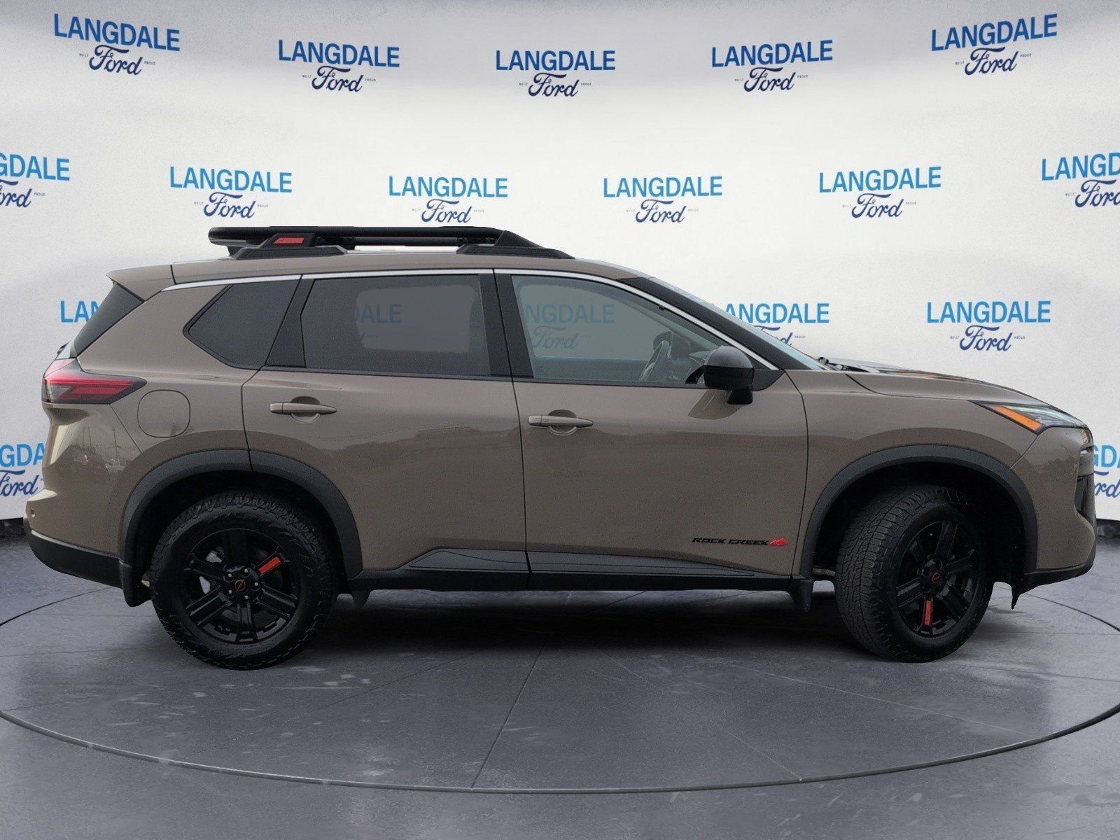 Used 2026 Nissan Rogue SV AWD/4WD image 3