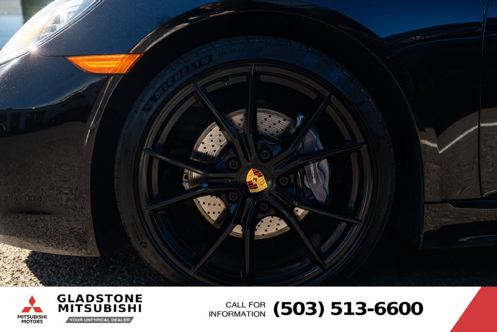 Used 2018 Porsche 718 Cayman RWD image 5