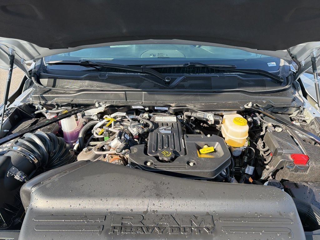 New 2026 RAM 3500 Tradesman AWD/4WD image 9