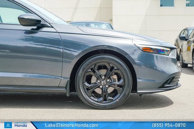 Certified 2025 Honda Accord SE image 6