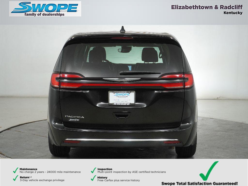 Certified 2024 Chrysler Pacifica Touring-L image 4